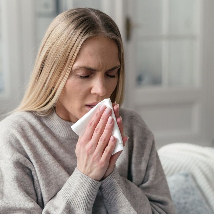 Sneezing in tissue